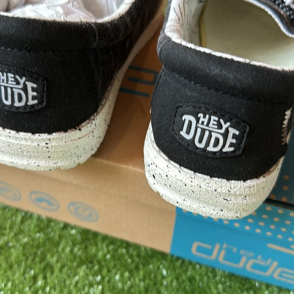 Boy’s Hey Dude Wally Stretch - Black - Multiple Sizes - Picture 6 of 8